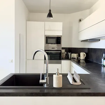 Rare Grand Standing Terrasse Et Jardin - Proche * Porticcio (Corsica)