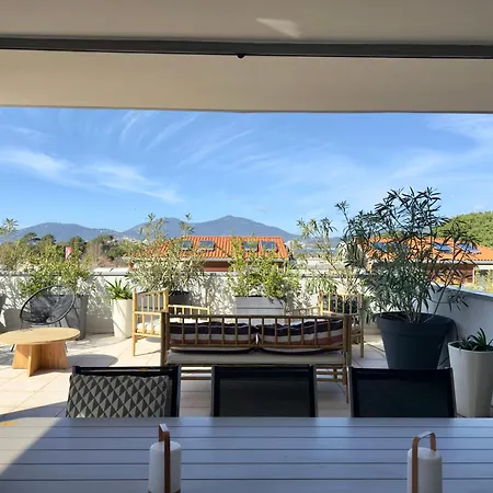 Rare Grand Standing Terrasse Et Jardin - Proche *