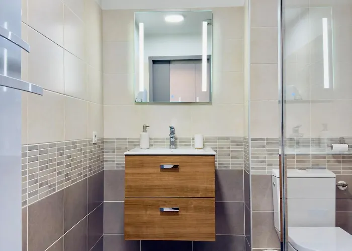 Rare Grand Standing Terrasse Et Jardin - Proche